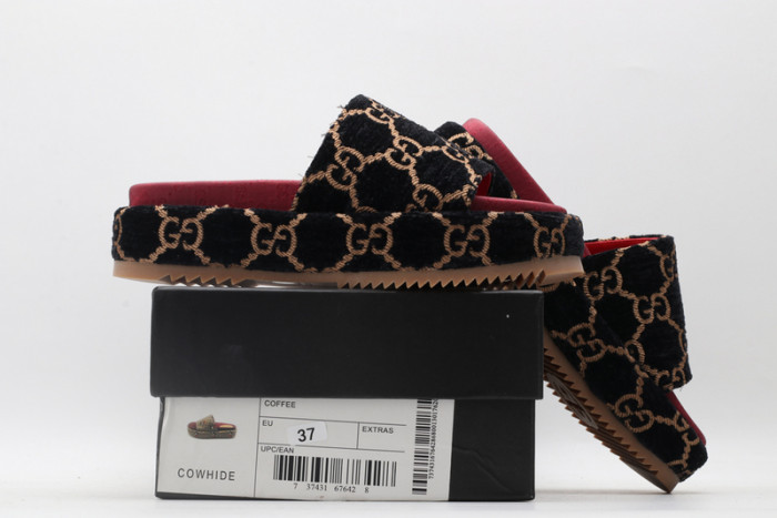 GUI SANDAL