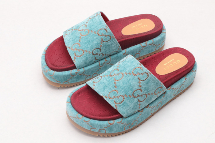 GUI SANDAL