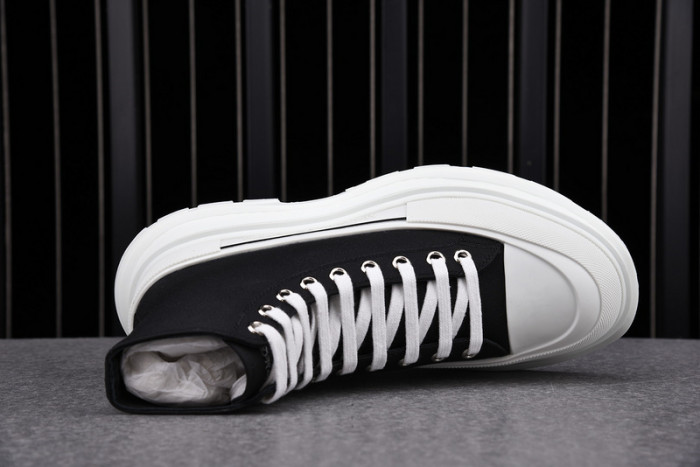 ALEX MCQU SNEAKER
