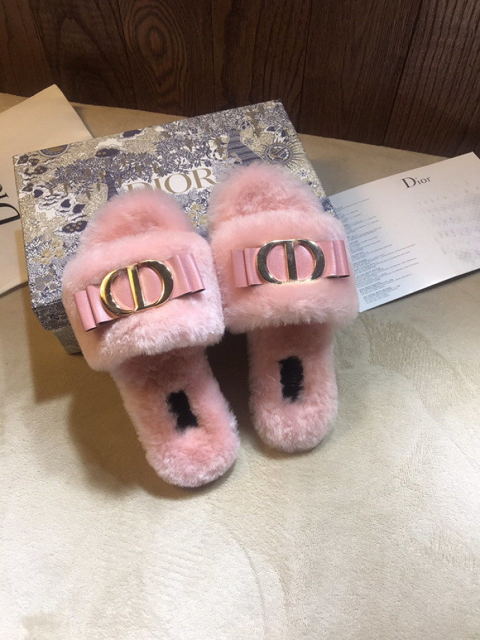 d10r sandal