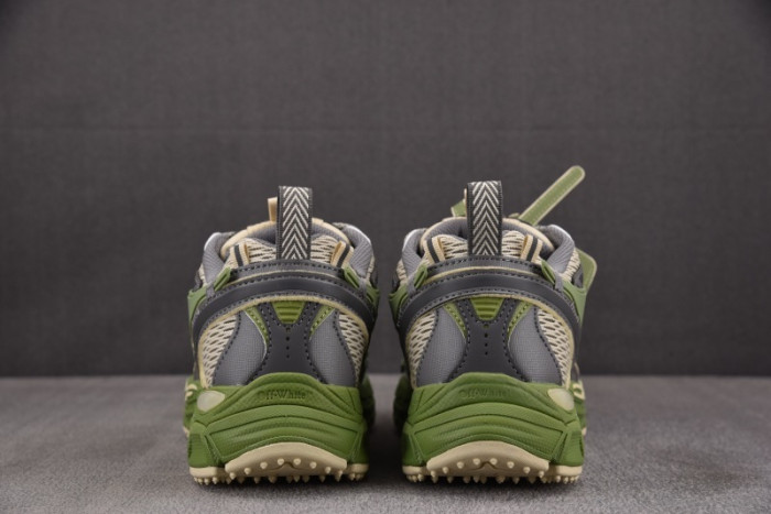 OFW SNEAKER