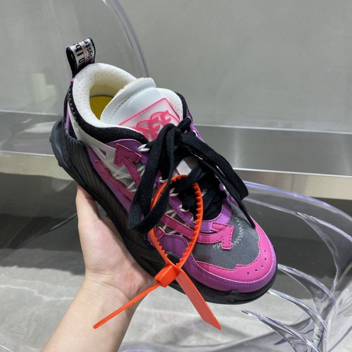 OFW SNEAKER