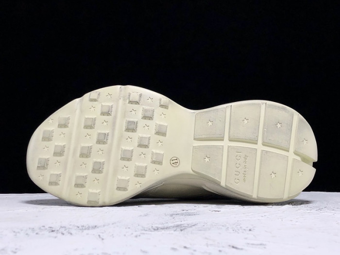 GUI SNEAKER