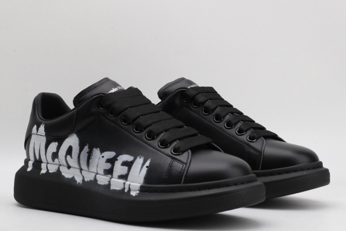 ALEX MCQU SNEAKER
