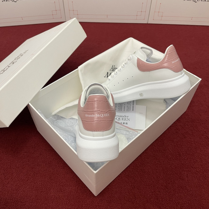 ALEX MCQU SNEAKER
