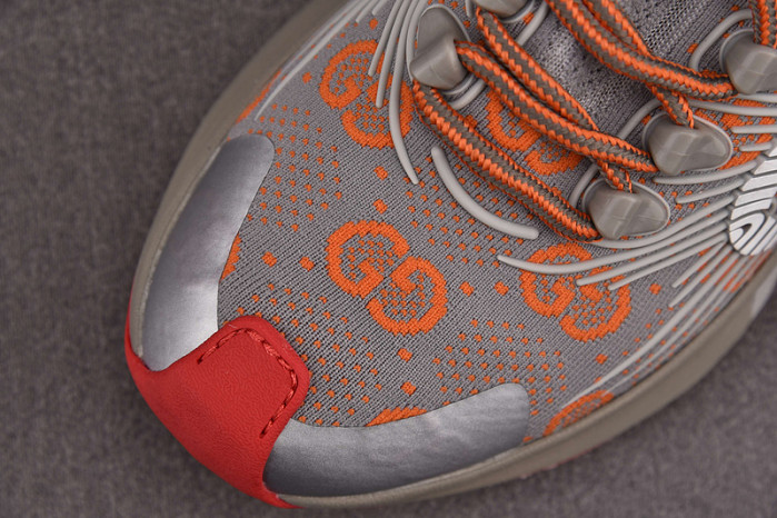 GUI SNEAKER