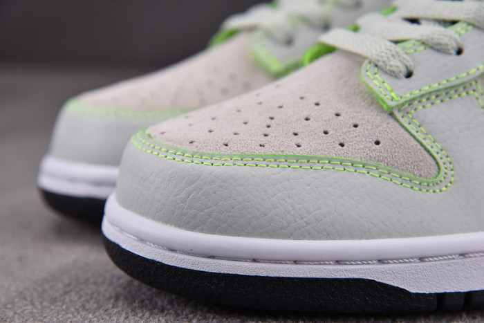Nike Dunk Low Oregon PE “Ducks of a Feather” FQ7260-001
