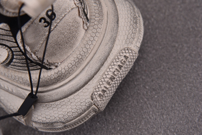BALEN&GA SNEAKER
