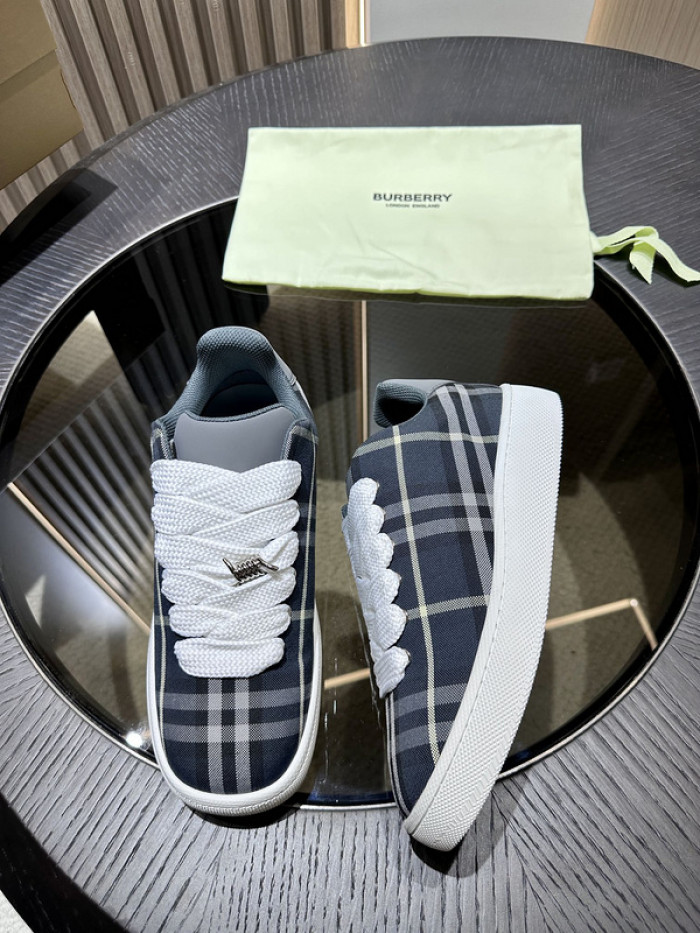 BUB sneaker