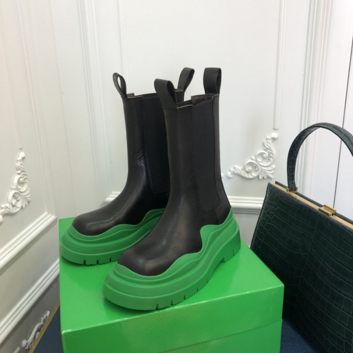BV boots 036