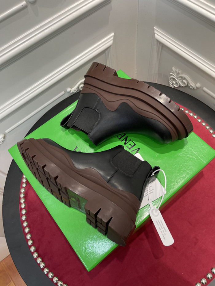 BV boots 034