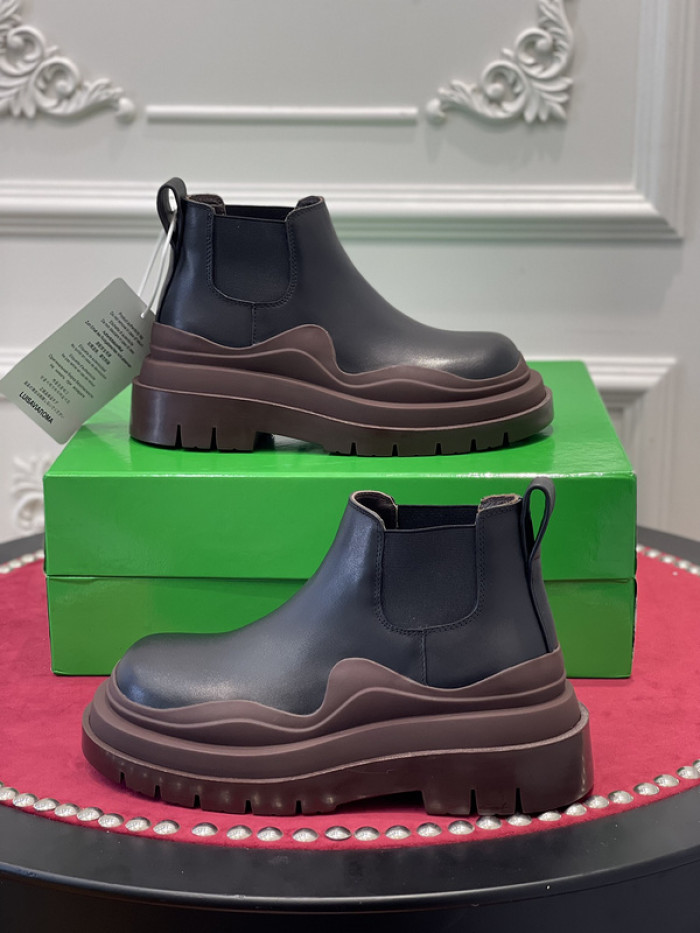 BV boots 034