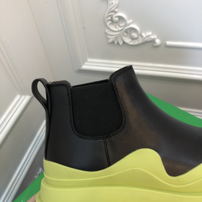 BV boots 030