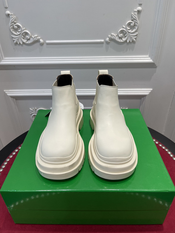 BV boots 005