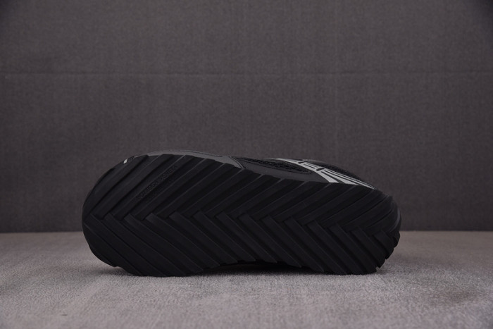 BV sneaker