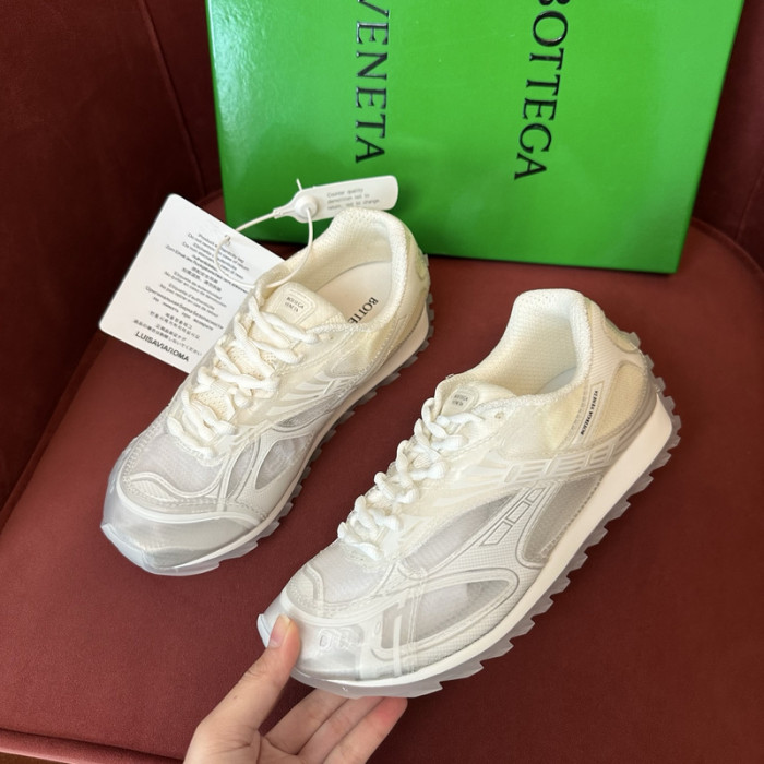 BV sneaker