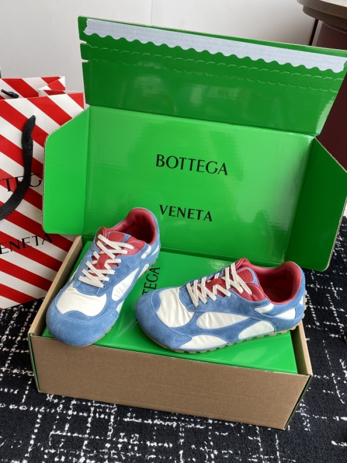 BV sneaker