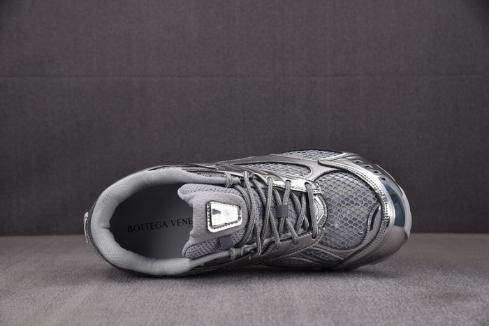 BV sneaker