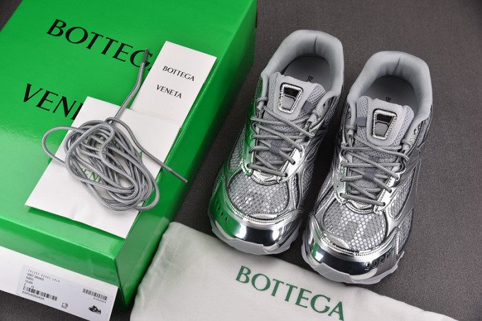 BV sneaker