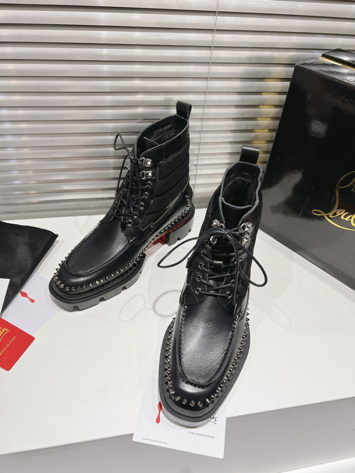 CL boots