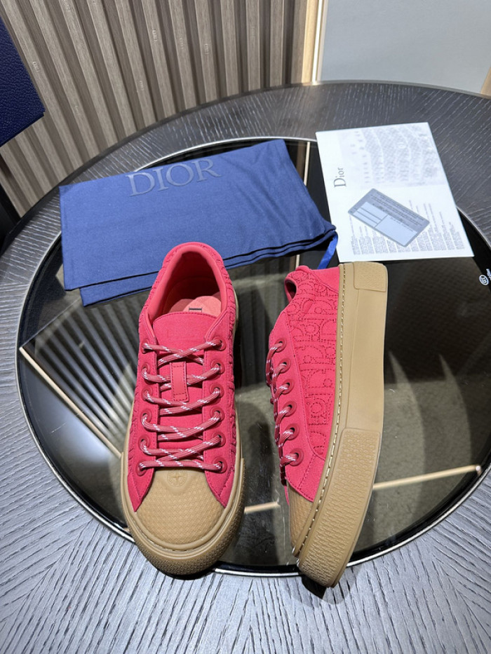 D10R SNEAKER