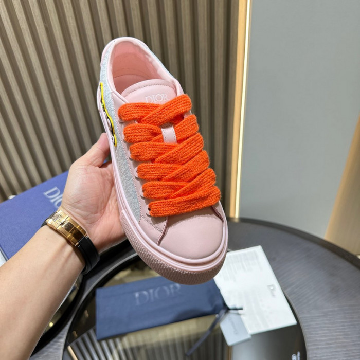 D10R SNEAKER