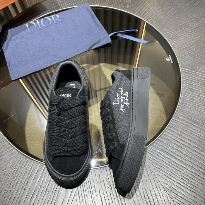D10R SNEAKER