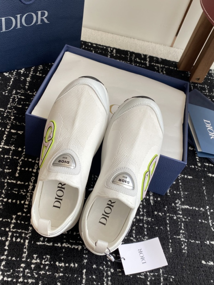 D10R SNEAKER