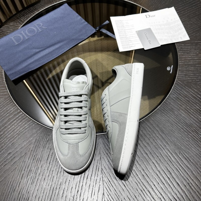 D10R SNEAKER