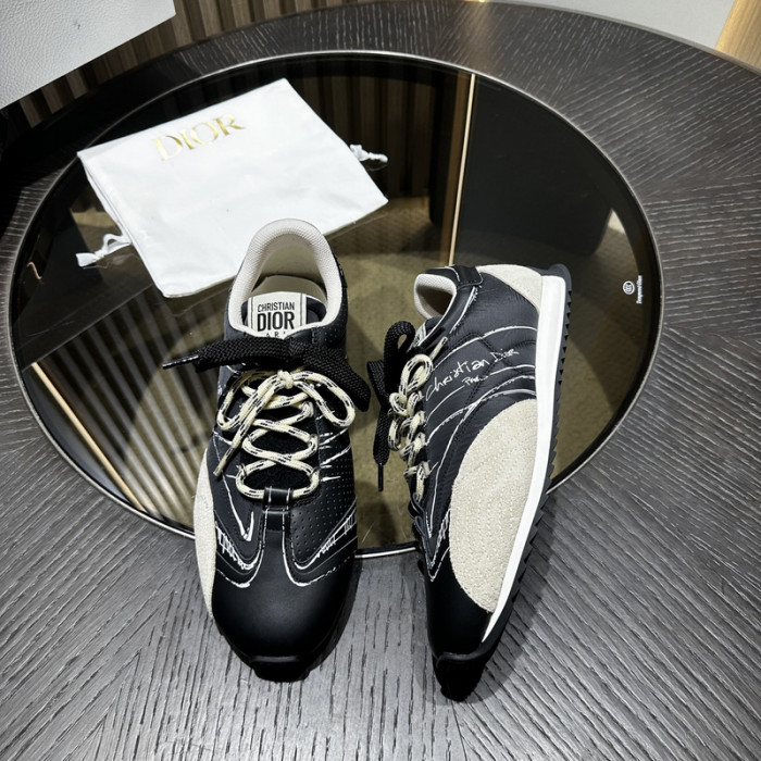 D10R SNEAKER