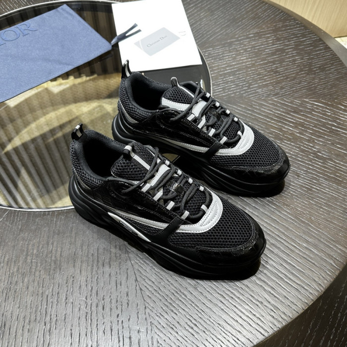 D10R SNEAKER