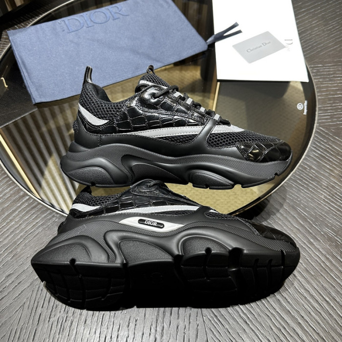 D10R SNEAKER