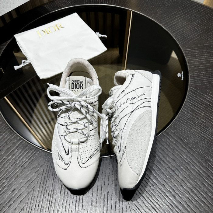 D10R SNEAKER