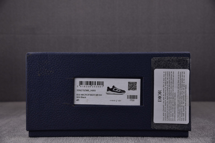 D10R SNEAKER