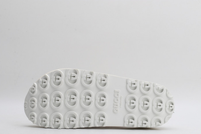 GUI SANDAL