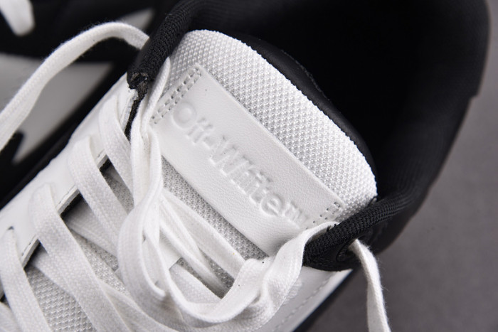 OFW SNEAKER