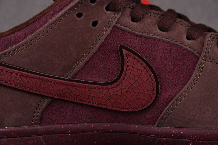 Nike SB Dunk Low Valentine