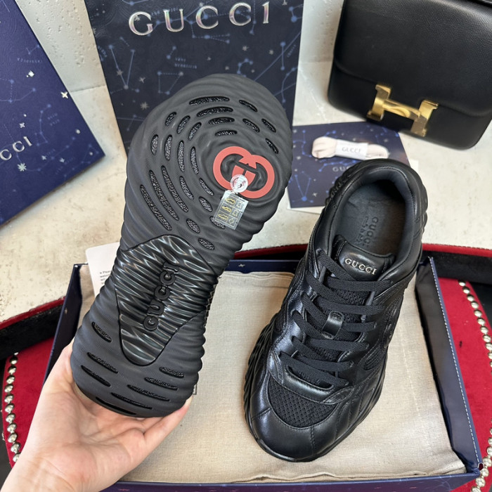 GUI SNEAKER