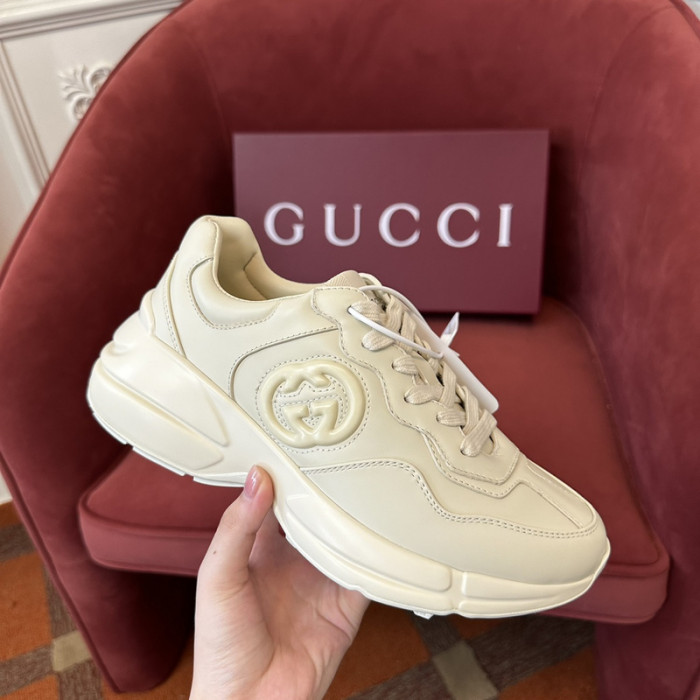 GUI SNEAKER