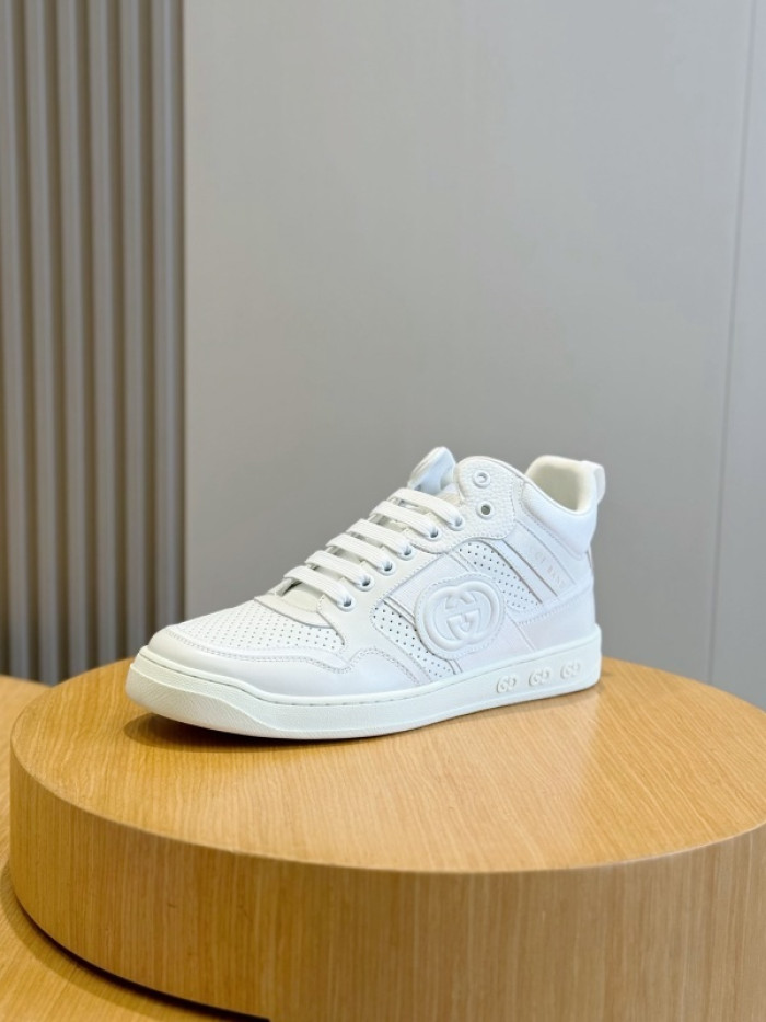 GUI SNEAKER