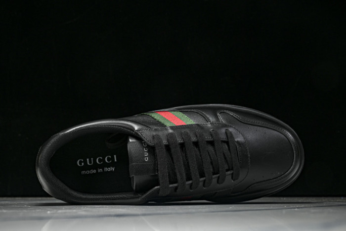 GUI SNEAKER