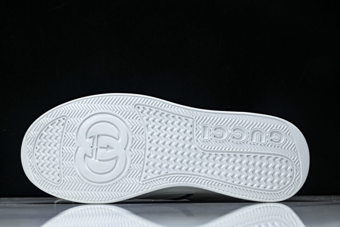 GUI SNEAKER