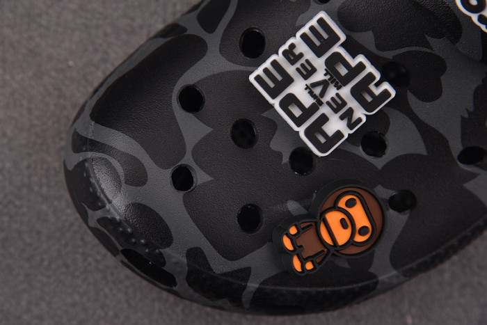 BAPE&CR0S SANDAL