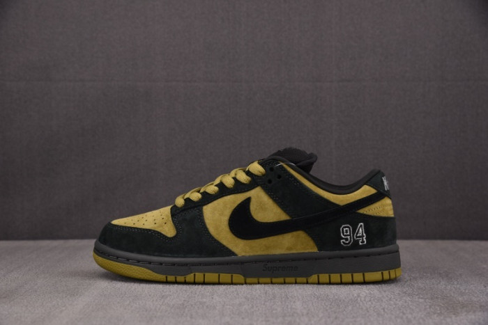 nike sb dunk low S*pr1m1 94 camper green hq8487-300