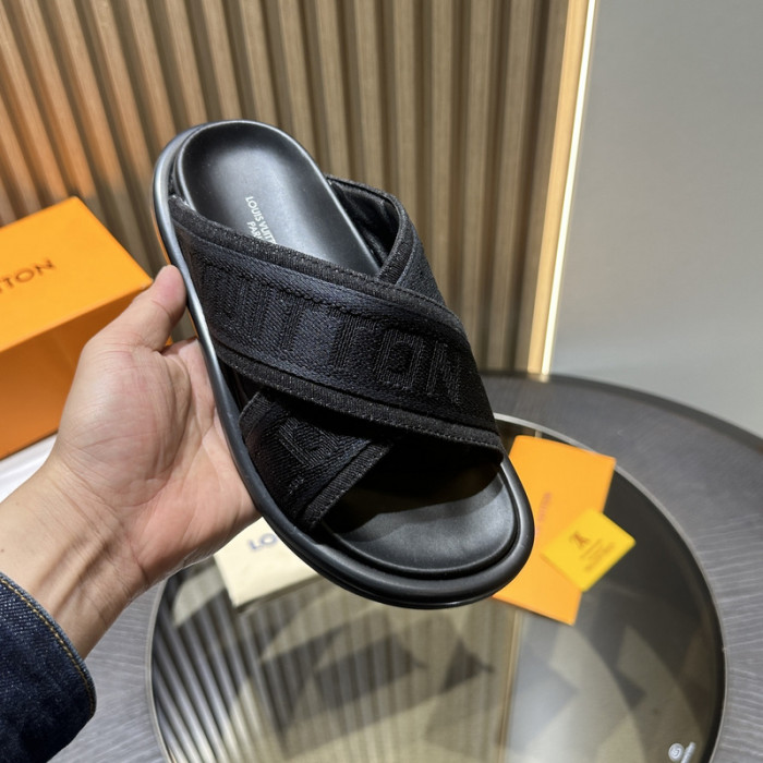 L0VT SANDAL