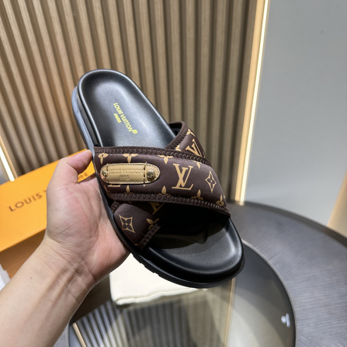 L0VT SANDAL