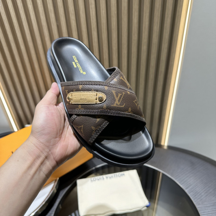 L0VT SANDAL