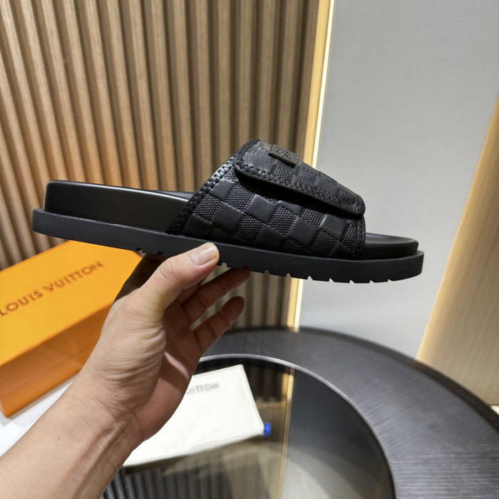 L0VT SANDAL