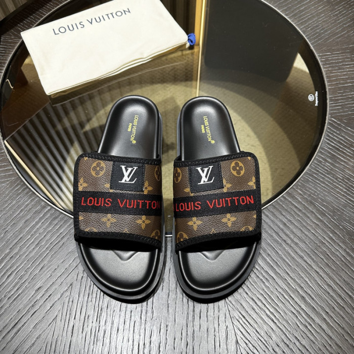 L0VT SANDAL