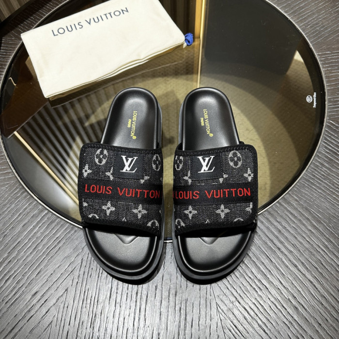 L0VT SANDAL